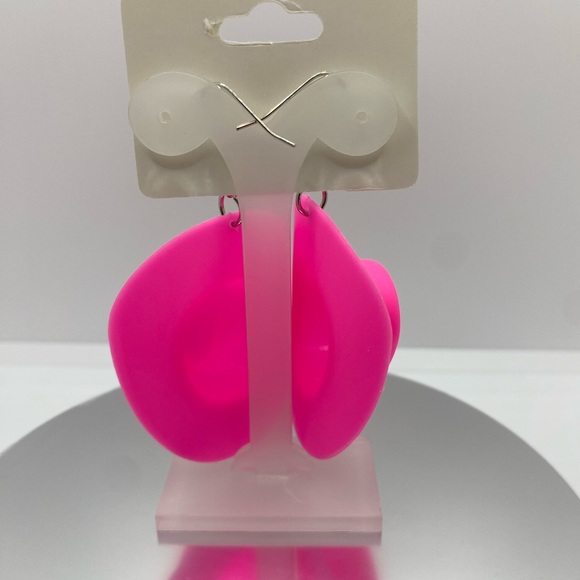 NWT Hot pink cowgirl hat earrings. - Picture 4 of 6